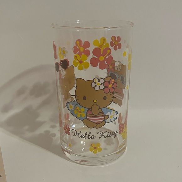 Hello Kitty Tan Kuji Glass Cup - Picture 4 of 6